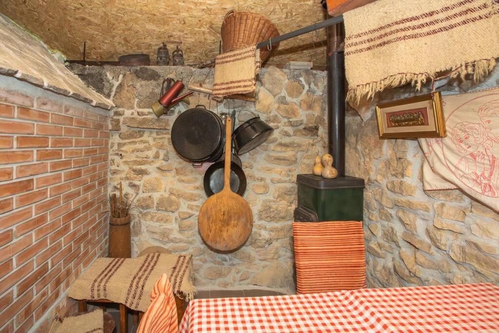 Peaceful House In Nature Nearby National Park Krka Bristane Buitenkant foto